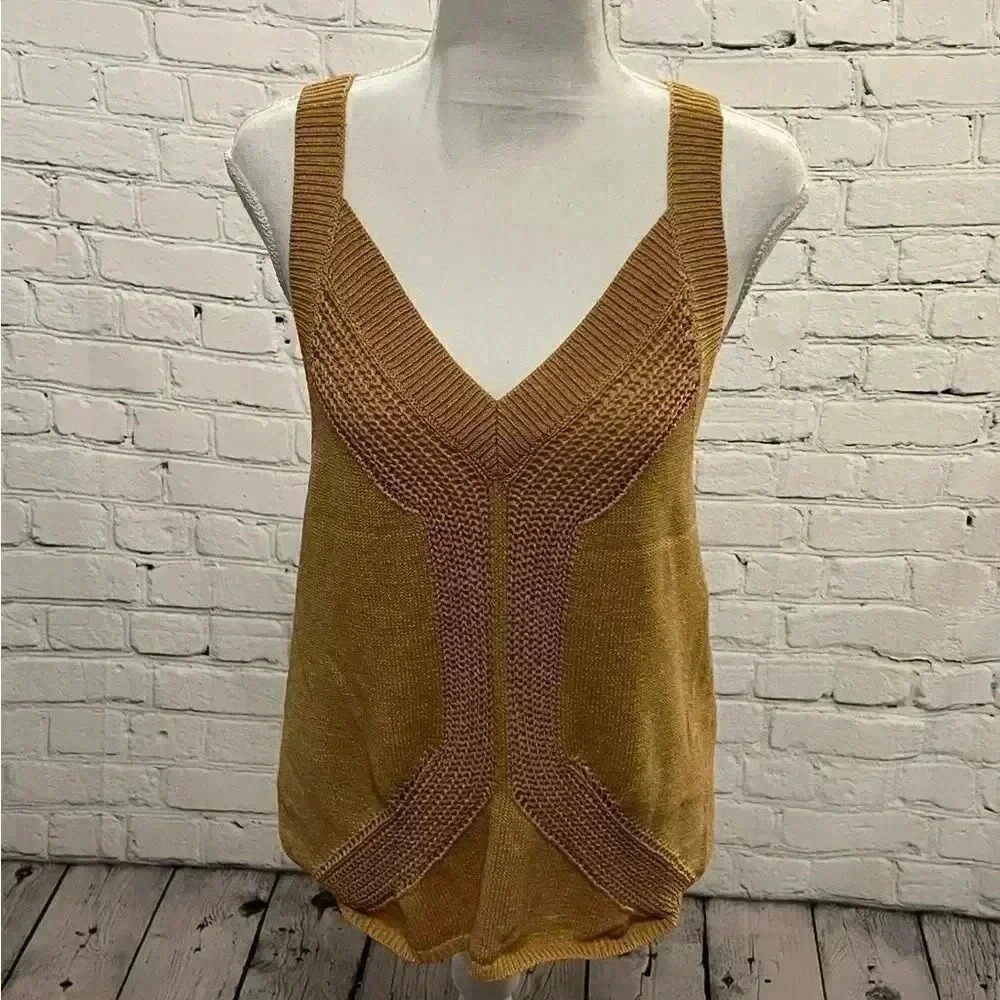 Minkpink Medium sweater tank mustard size small